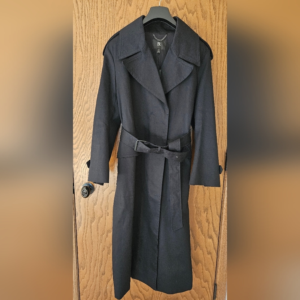 Banana Republic Timeless trench coat - Picture 3 of 15